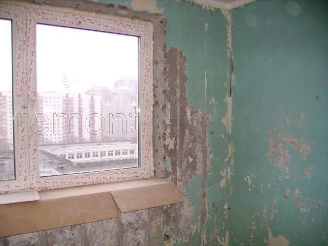 ремонт квартиры Москва Ленинский пр-т - демонтаж окна, подоконника, снятие старой краски, обоев