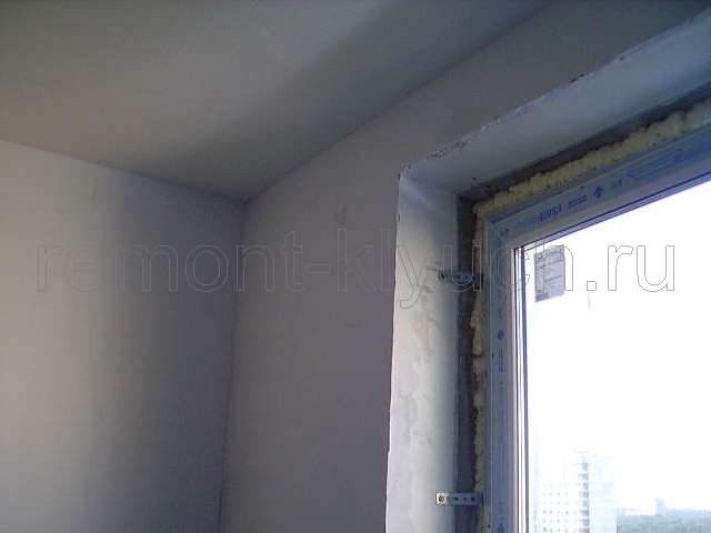 Монтаж окна, штукатурка и выравнивание стен и откосов окна гипсовыми составами