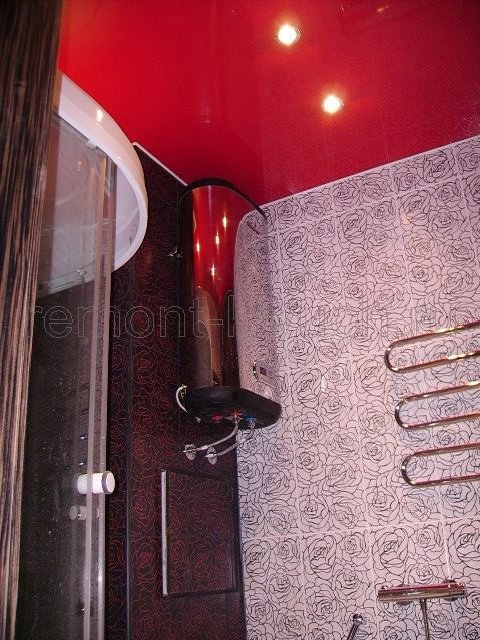 Установка накопительного водонагревателя, сантихнического лючка, облицованного керамической плиткой